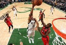 NBA常规赛猛龙逆转终结雄鹿123比116取5连胜